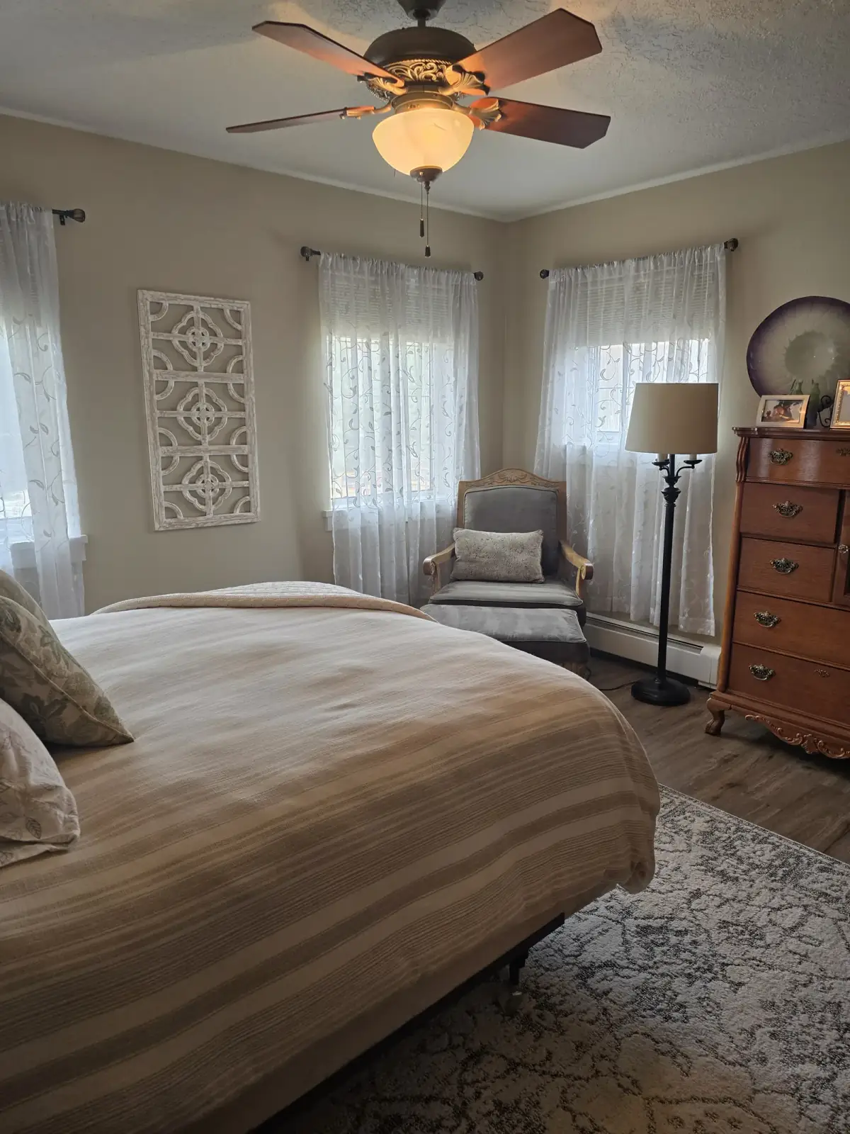 A Spotless Welcome, Entryways and hallways kept clean, bright, and welcoming. in Fairbanks, AK