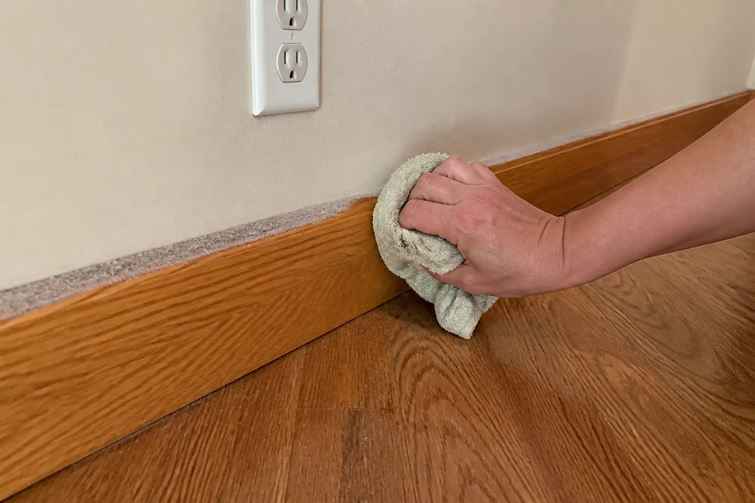 Baseboards after deep house cleaning in Anchorage